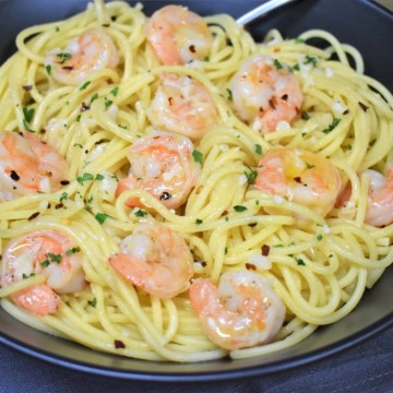 Garlic Shrimp Pasta - Cook2eatwell
