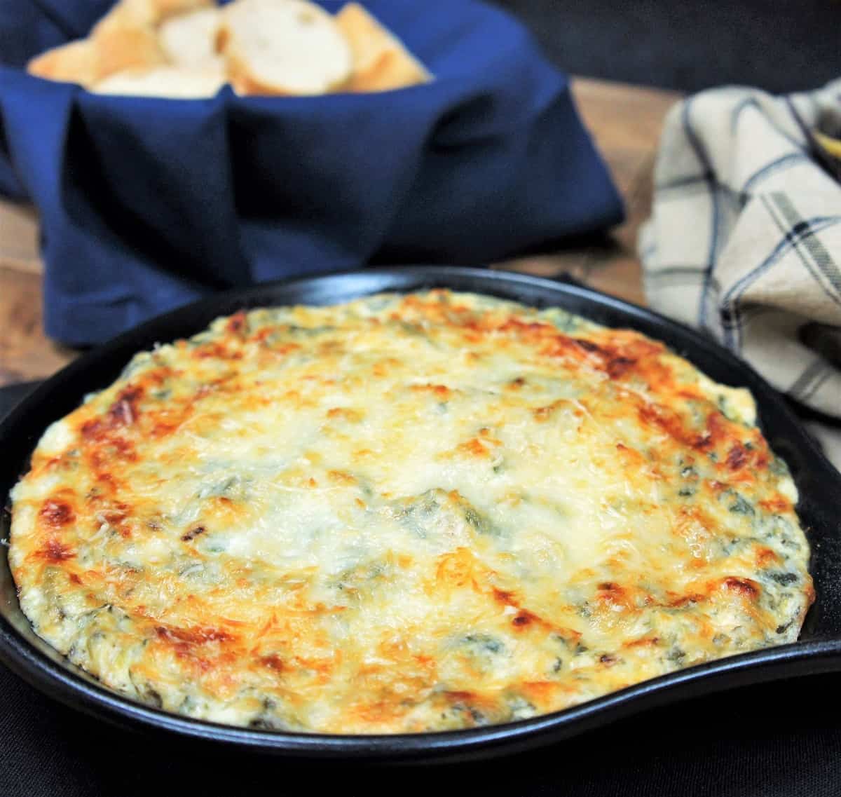 Spinach and Artichoke Dip - Cook2eatwell