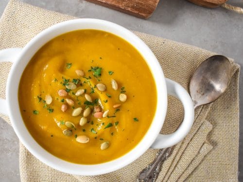 https://www.cook2eatwell.com/wp-content/uploads/2018/08/pumpkin-ginger-soup-image-1-500x375.jpg