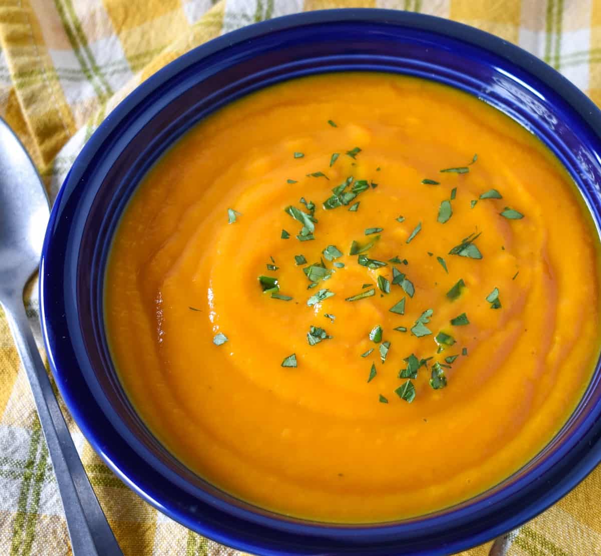 Carrot Ginger Soup - Cook2eatwell