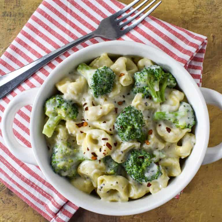 Creamy Tortellini with Broccoli - Cook2eatwell